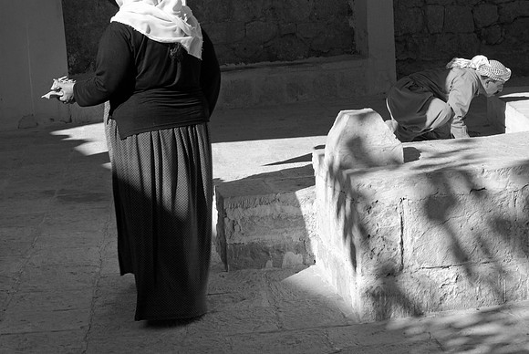 Paying Homage at Nishangah in Inner Courtyard, Lalish (2008)