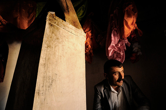 Faisal Inside Mahmud Rashan Shrine (qub), Mount Sinjar (2014)