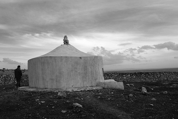 Locked Yezidi "qub"- Bacin, Turkey (2009)